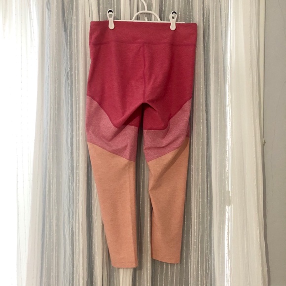 Outdoor voices flamingo workout pant - Picture 2 of 4